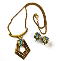 1940s Art Deco CORO Signed Vintage Jewelry Set Necklace Clip Earrings Rh... - £77.31 GBP