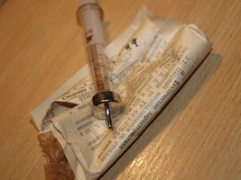 SOVIET USSR RUSSIAN VINTAGE REUSABLE COLLAPSIBLE 2 ML GLASS SYRINGE RECO... - £5.44 GBP