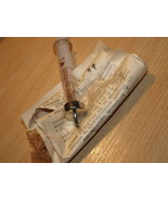 SOVIET USSR RUSSIAN VINTAGE REUSABLE COLLAPSIBLE 2 ML GLASS SYRINGE RECO... - $9.48 CAD