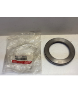 UD Trucks Genuine Parts Seal Retainer | 43224-Z5002 - $1,277.47 MXN