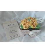 Signature Hallmark Bezel Porcelain Flower Cart Trinket Box &quot;Thinking Of ... - £5.49 GBP