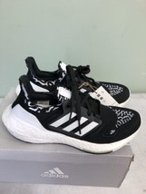 adidas Women&#39;s Ultraboost 22 Running Shoe, Black/White GX8019 Size 8 - $131.66