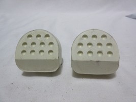 1 Pair of Vintage White Angled NOS Roller Skate Toe Stops Round 5/8 Inch... - £14.21 GBP