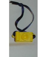 Barbie fashion doll accessory vintage camera yellow wth ribbon strap Mat... - €8,68 EUR