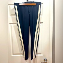 Vince pants size 10 - $545.74 MXN