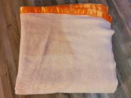 Vintage Wool Waffle Weave Satin Trimmed Blanket Orange/Peach Queen Size   - $1,602.58 MXN