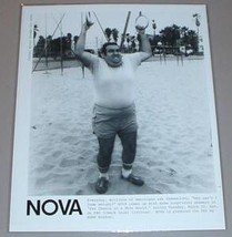 FAT MAN IN PARK WORKING OUT EXERCISING - PBS TV Photo - $14.95