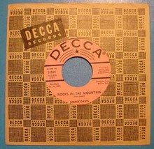 Jimmie Davis 45 Rpm Decca 31609   Rocks In The Mountain / Won&#39;t Be A Wedding - £11.59 GBP