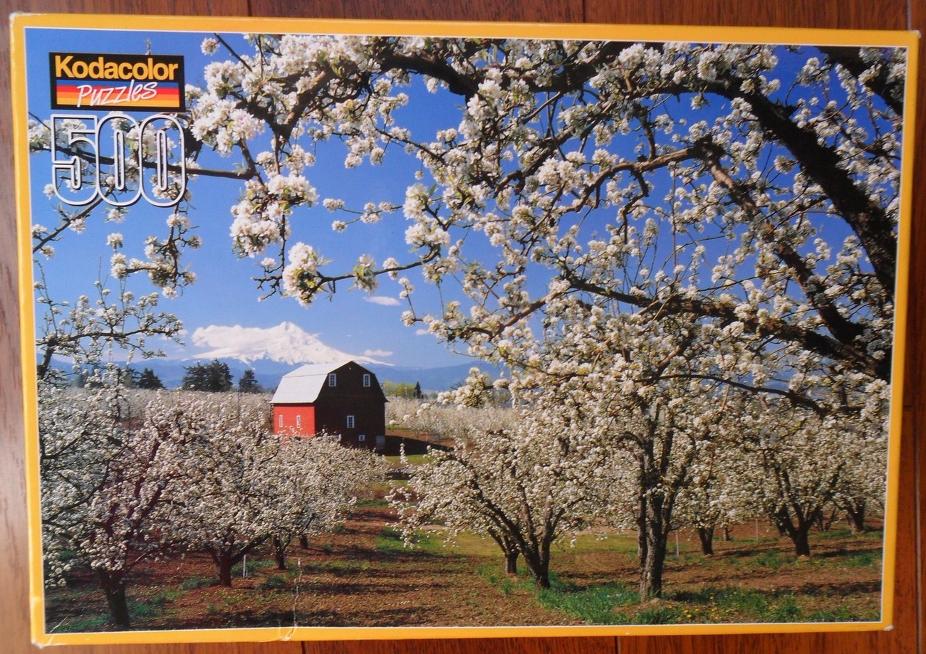 PEAR ORCHARD  In The Hood River Valley 500 Piece Jigsaw Puzzle 1999" Rose Art  - $18.26