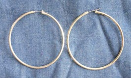 Elegant Large Silver-tone Hoop Pierced Earrings 1980s vintage 2 5/8&quot; - £9.83 GBP