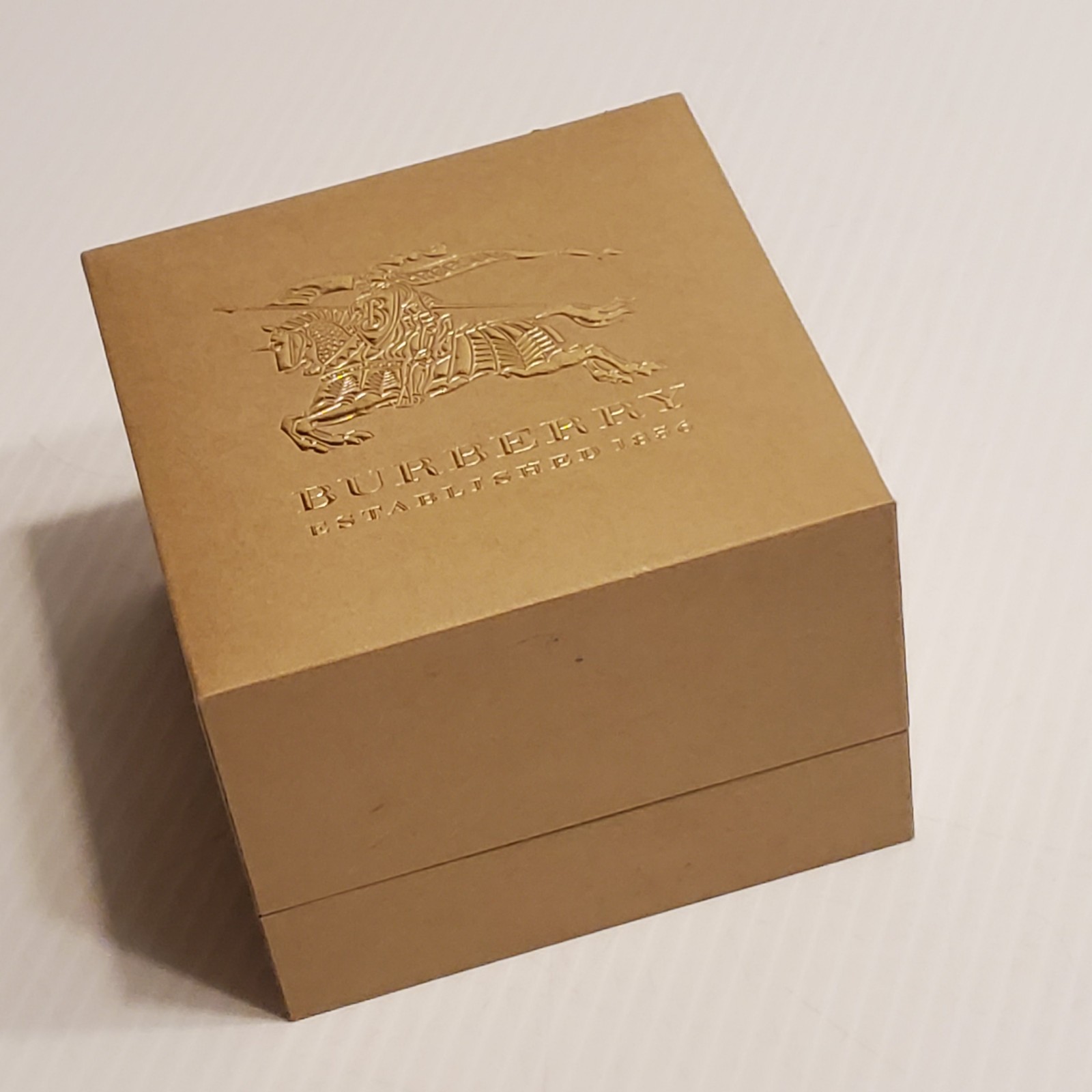 Burberry empty store watch box