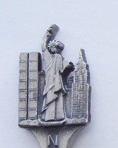 Collector Souvenir Spoon USA New York Statue of Liberty Twin Towers Pewter - £11.70 GBP