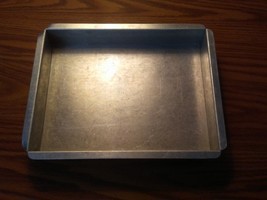 vintage unique metal pan made in USA 9 x 12 x 2 - £11.38 GBP