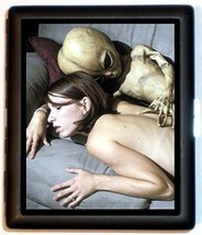 Alien Couple Weird Surrealistic Small Cigarette Case  Metal Wallet Black Roswell - $13.81