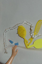 Barbie doll accessory Cynthia Rowley lipstick vintage hanger sequin belt yellow  - £11.95 GBP