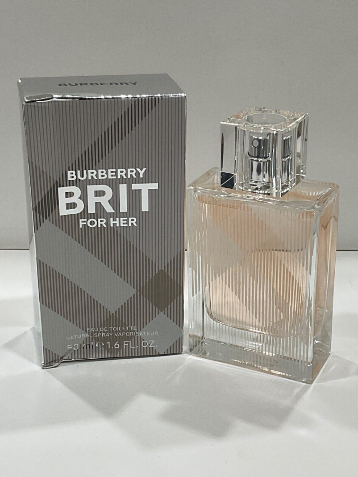 Primary image for BURBERRY BRIT FOR HER WOMEN EDT SPRAY 1.6 OZ / 50 ML NEW But box is damaged
