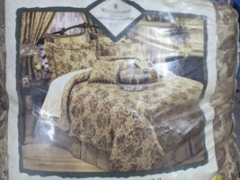 Waterford Linens Meadow Flower Comforter Set Queen Size 2 Pillow Shams Bed Skirt - £397.90 GBP