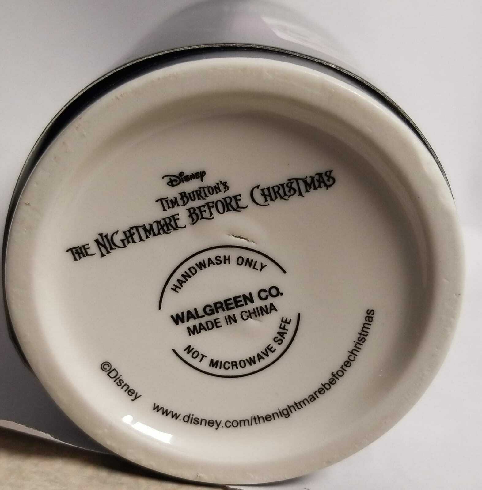 Disnep The Burtons The Nightmare Before Christmas Heat Reveal Travel Mug Item image 5