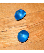 vintage round pierced earrings translucent bright electric blue - £0.78 GBP