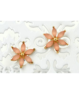 Set of 2 women lovely new gold coral white petal flower stud pierced ear... - £7,974.38 GBP