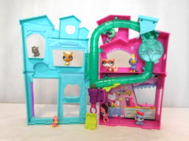 LPS Littlest Pet Shop Playset Apartment  House Pinball Toy Hasbro  2012  + Pets - £13.27 GBP