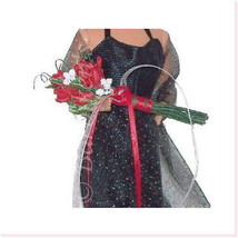 Simply Roses Floral Arm Bouquet Barbie Silkstone Fr Tressy Fashion Doll Red New - £10.17 GBP