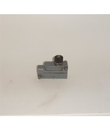 Micro Switch 15a-125a 2-600VAC Enclosed Limit Switch Side Mount 8ZG1-2RN... - $24.74