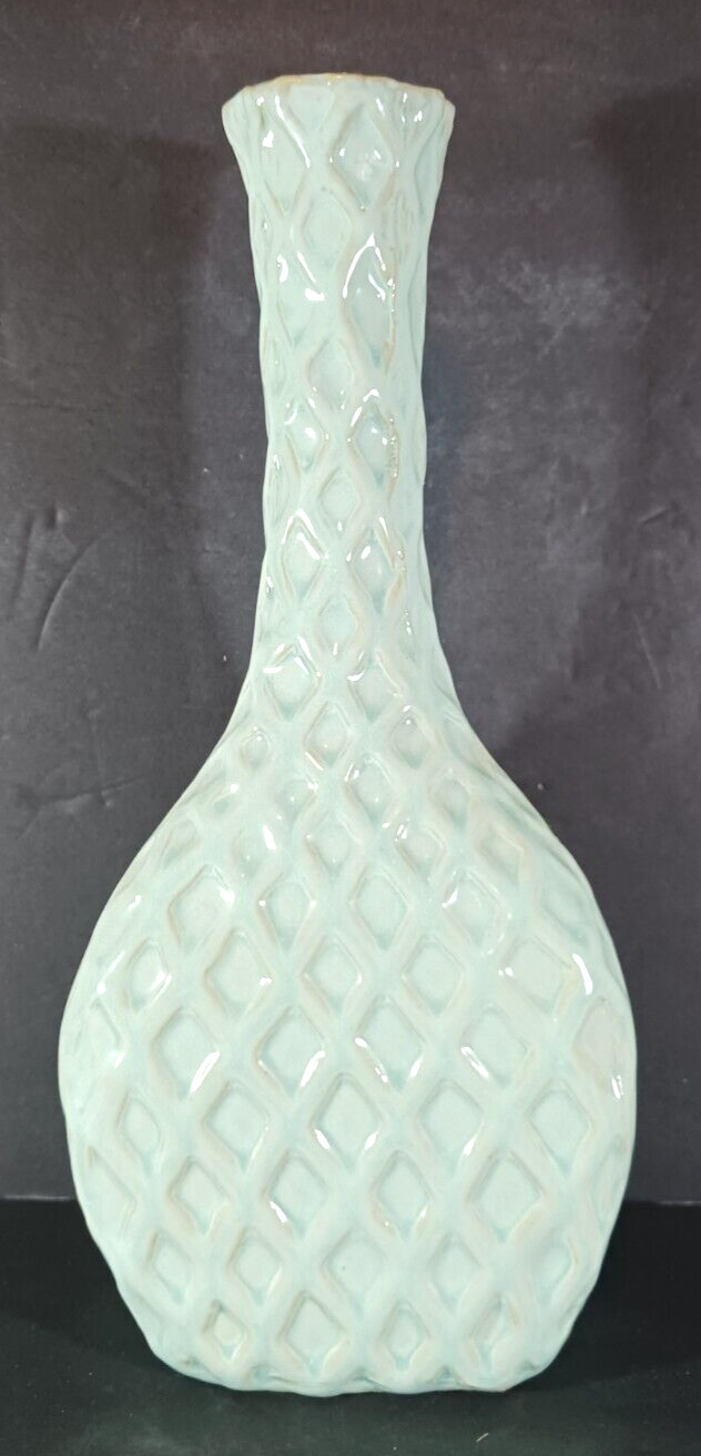 10 1/2&quot; LATTICE OVERLAY VASE Light Aqua Turquoise - $14.84