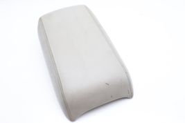 06-12 MERCEDES-BENZ W251 R350 REAR CENTER CONSOLE ARMREST GRAY E0525 image 2
