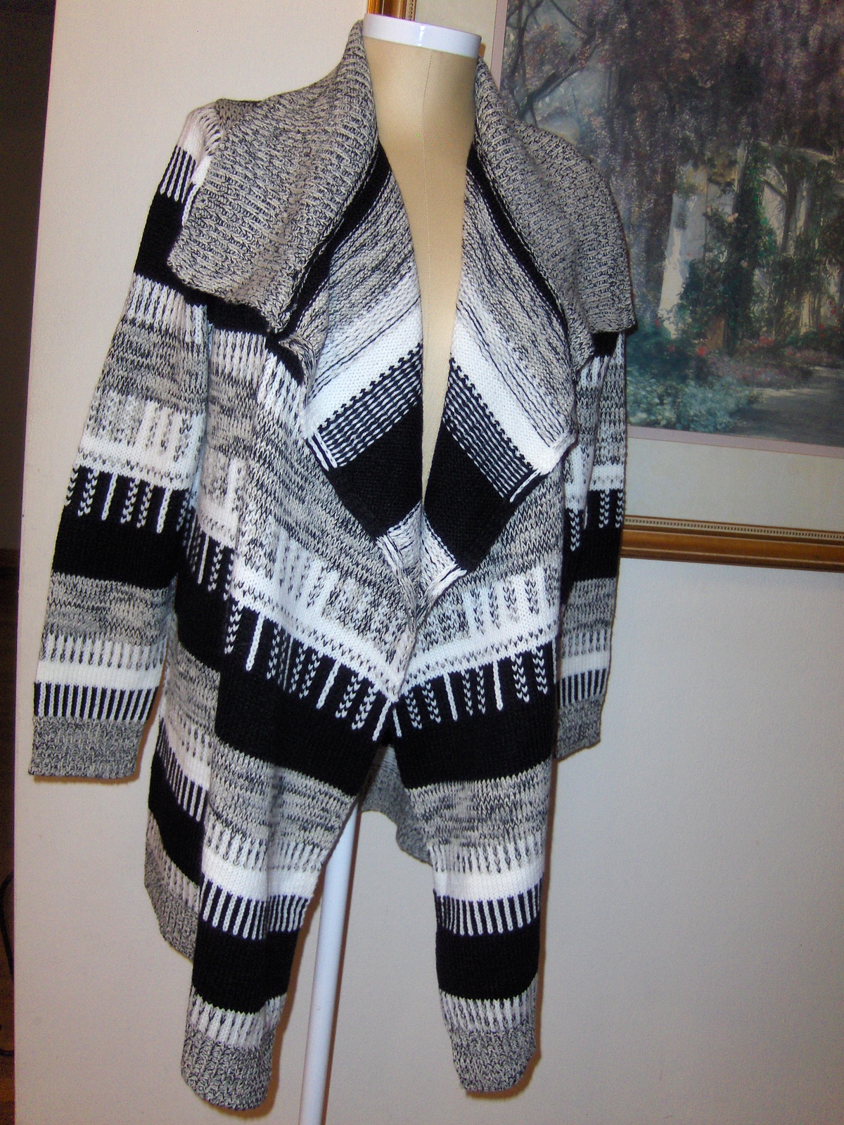 Primary image for Nema Avenue Black & White Cardigan Sweater Womens 1X Size 18-22
