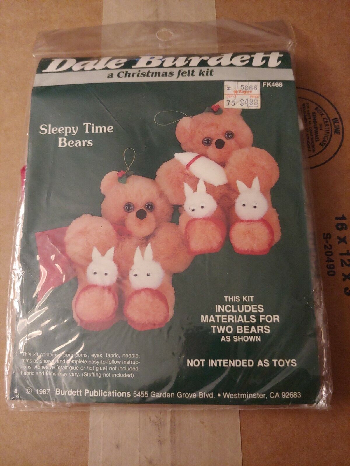 New 1987 Dale Burdett Christmas Felt Kit Sleepy Time Bears Two Bears FK468 - $8.58