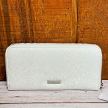 SKINNYDIP LONDON White Flower Stud Long Wallet - $18.00