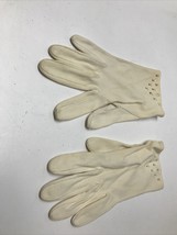 Vintage Tan Beige Ivory  Short Nylon Gloves KG Mid-Century Unbranded - $14.85