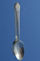 International Sterling Silver Souvenir Spoon VANCOUVER CANADA with Maple Leaf - £14.73 GBP