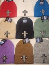 Cross Patched Knit Cuffed Beanie - $165.51 MXN+