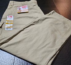 Wrangler Beige Cargo Flex Pants Straight Relaxed Fit Mens Size 42X30 NWT - €17,65 EUR