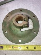 John Deere Hub - £29.75 GBP