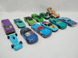 Lot Of (12) Matchbox Hotwheel And Unbranded Blue Green Purple Toy Cars - $13.86