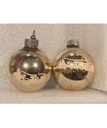 2 Vintage Christmas Balls 1.5&quot; Santa&#39;s Sleigh U.S. OF A  1970&#39;s *Pre Own... - $264.35 MXN