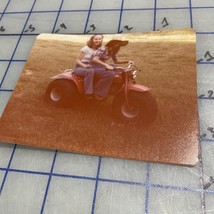 Vintage Photograph 1970s Or 80s Two Girls On Honda Trike Three Wheeler ATV - $196.09 MXN