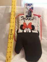 Disney  Minnie Mouse Over Sized Oven Mitt &amp; Pot Holder Gray Red Black NWT - £10.27 GBP