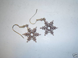 Snowflake silver tone earrings w/ fish hook clasp handmade - £4.10 GBP