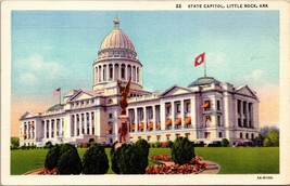 Arkansas Little Rock State Capitol ~ Flowers Statues ~ 1930-45Vintage Postcard - £5.88 GBP