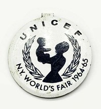 1964-65 New York World&#39;s Fair UNICEF Clip On Button - £13.57 GBP
