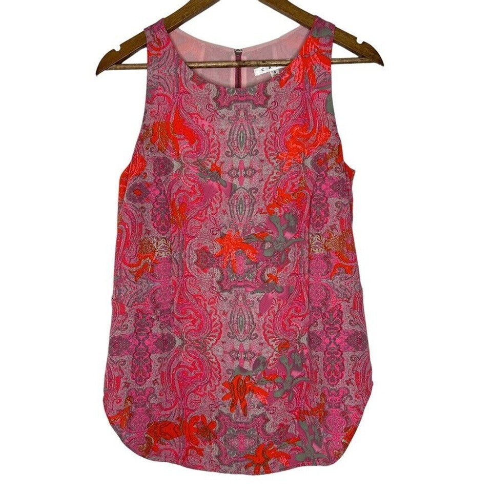 Cabi 127 Red Paisley Print Sleeveless Blouse Shirt Size Small Women’s - $16.00