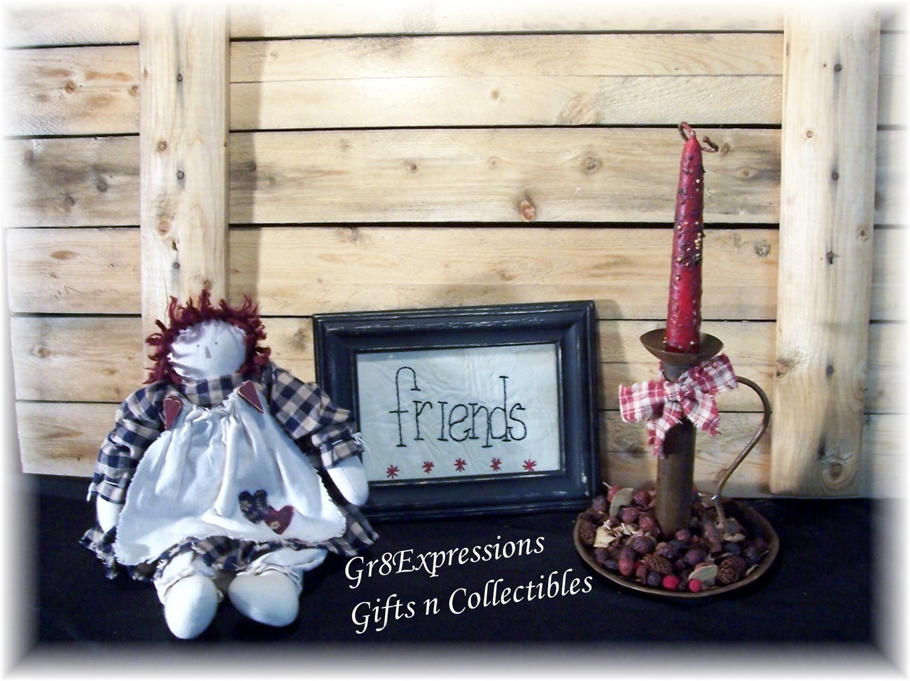 PRiMiTiVe Framed Stitchery~FRIENDS w/COLONIAL RED STARS - $8.95