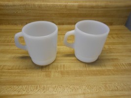 old coffee cups white 60&#39;s style coffee mugs 2 - £19.22 GBP