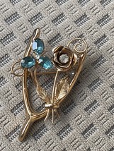 CORO Signed Floral Flower Blue Stone Garden Party Gold Tone Vintage Brooch - £33.73 GBP