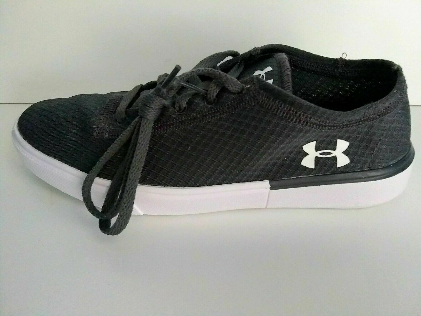 Under Armor Youth Size 4 Dark Gray Shoe - Left Shoe ONLY! - New, No Box - $9.95