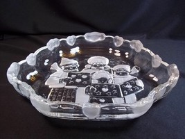 Mikasa glass bowl Christmas Carolers frosted &amp; clear hearts clouds on sides 8&quot; - £10.18 GBP
